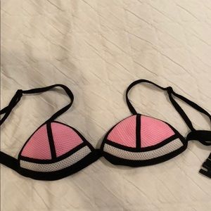 Triangl bikini top